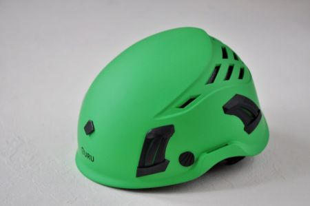  Каска GURU Aurora Green в Краснодаре  