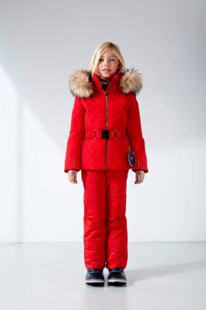 Куртка горнолыжная Poivre Blanc с иск.мехом W21-1003-JRGL/A красный в Краснодаре